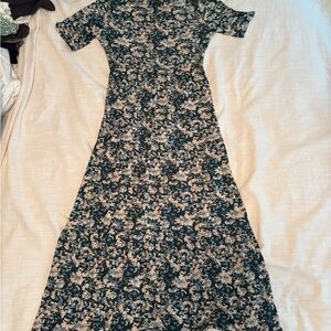 Gilli Teal Floral Short-Sleeve Maxi Dress